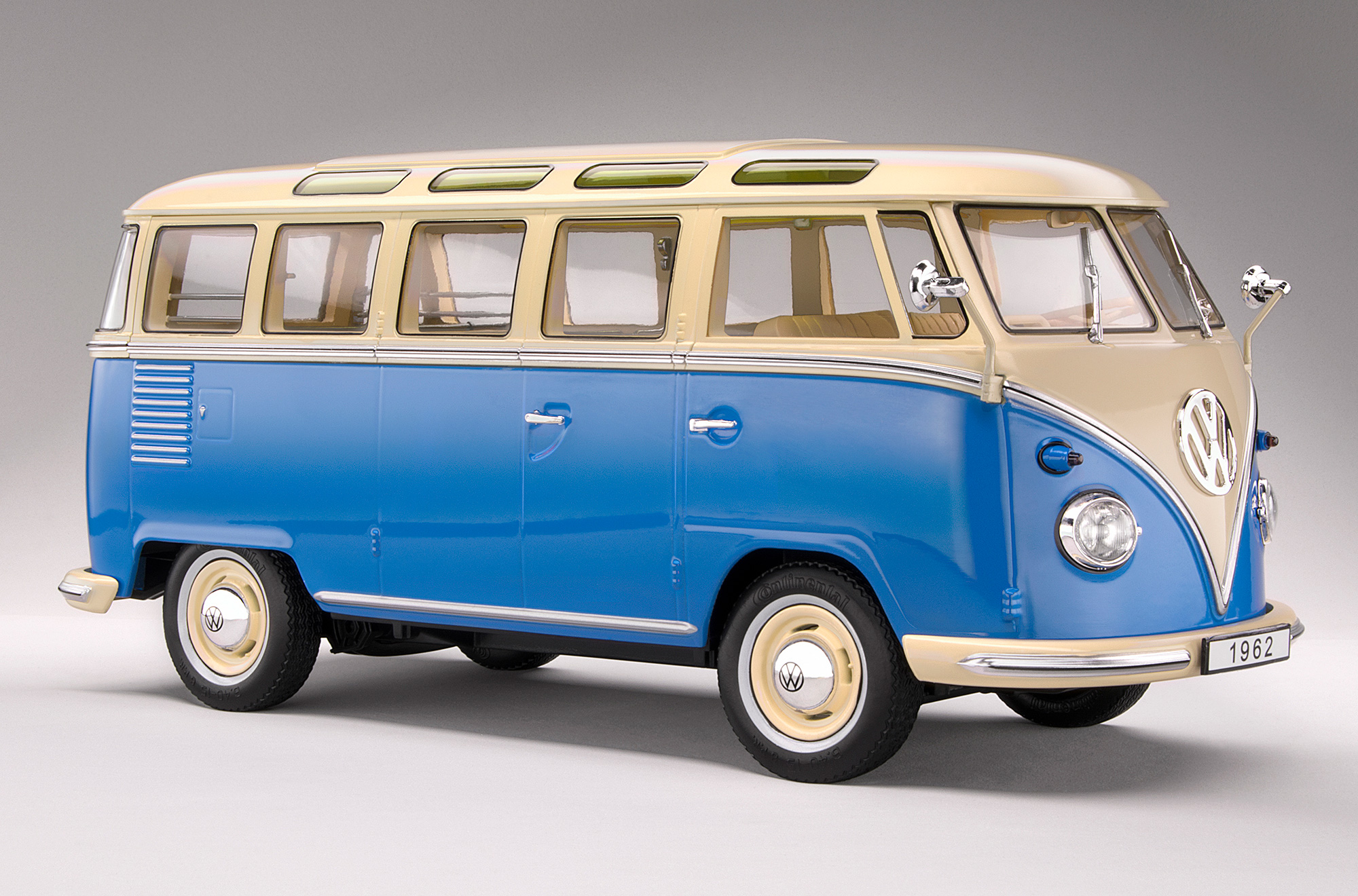 KKScale VW Samba Bus, hellblau/weiß | VW