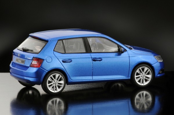 iScale SKODA Fabia Limousine, raceblue metallic